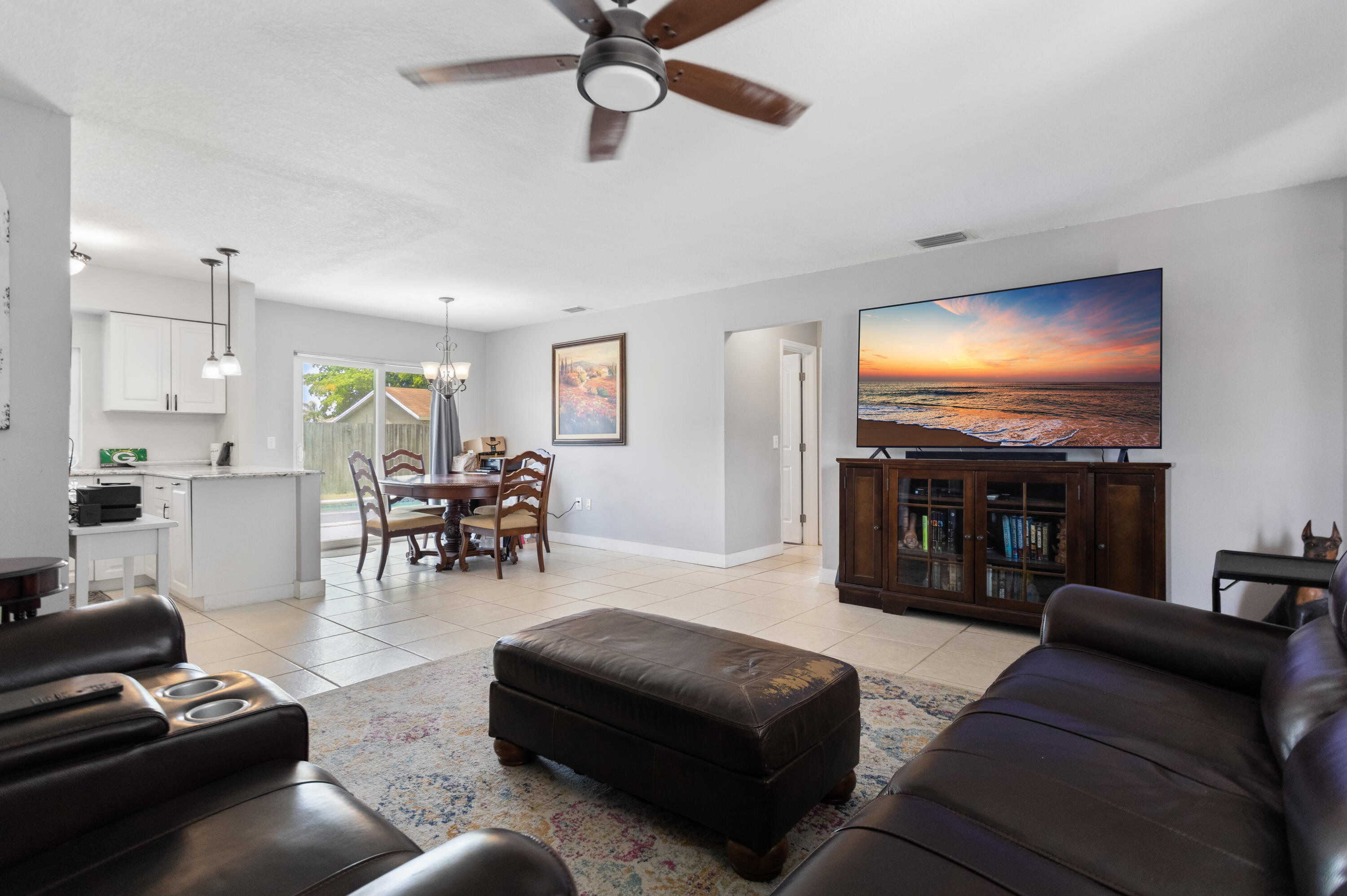 Pembroke Pines photo 5