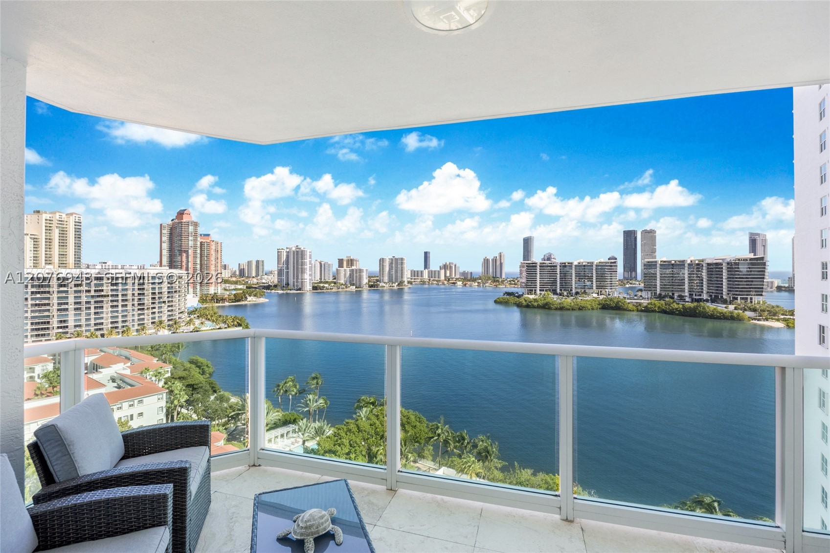 Aventura photo 4