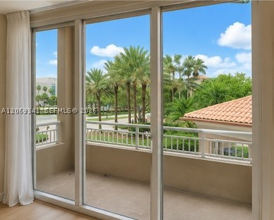 Aventura photo 2