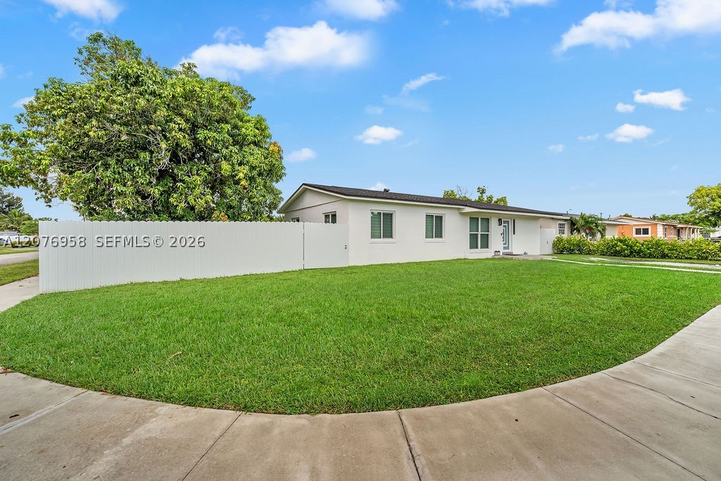 Miami Gardens photo 4