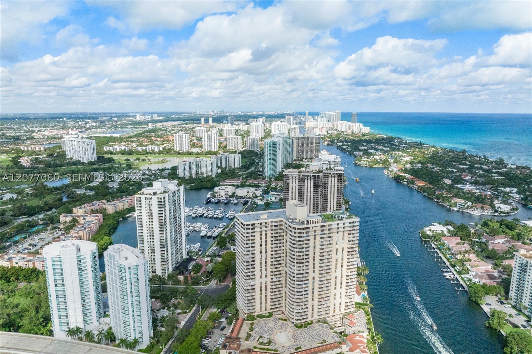 Aventura photo 1
