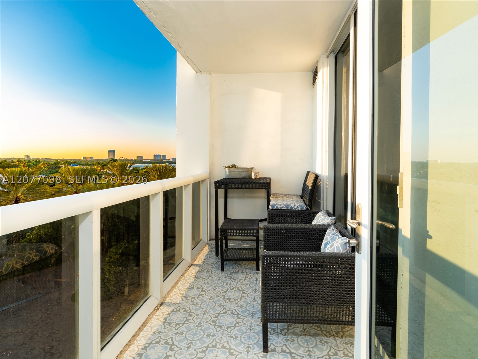 Bal Harbour photo 3