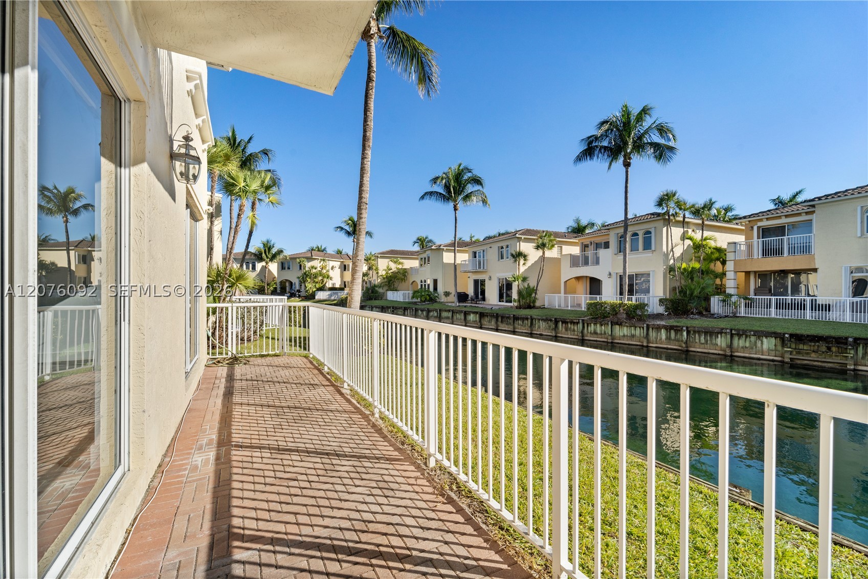 Aventura photo 3