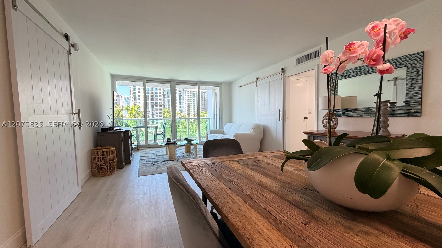 Sunny Isles Beach photo 3