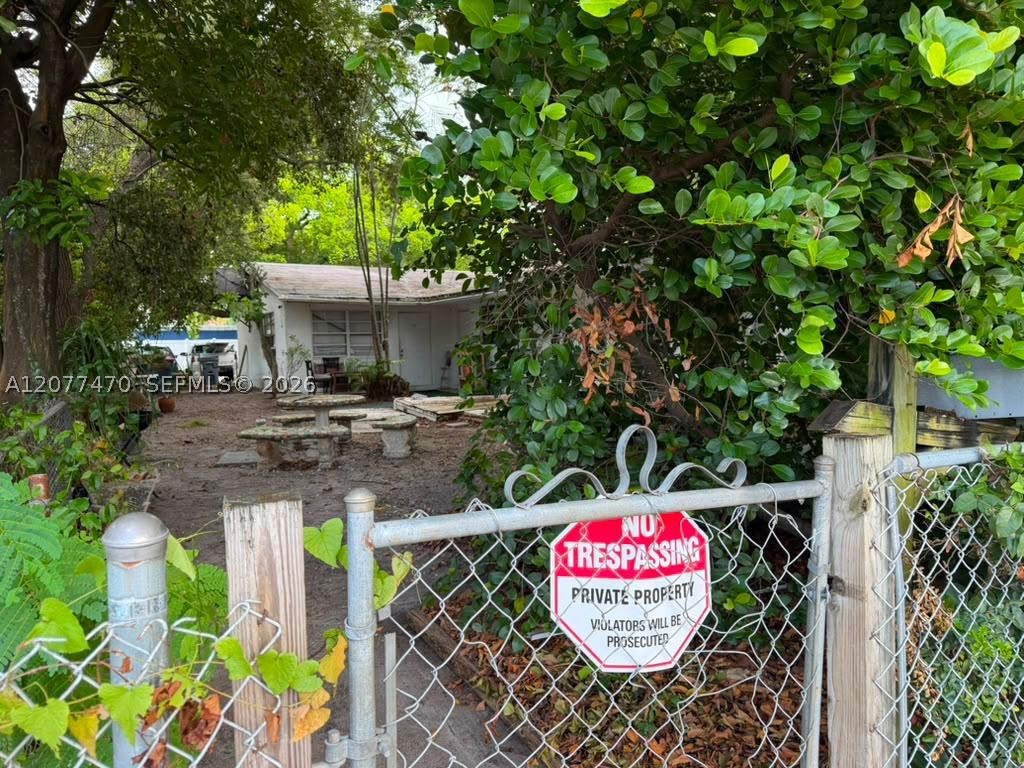 Hollywood photo 2