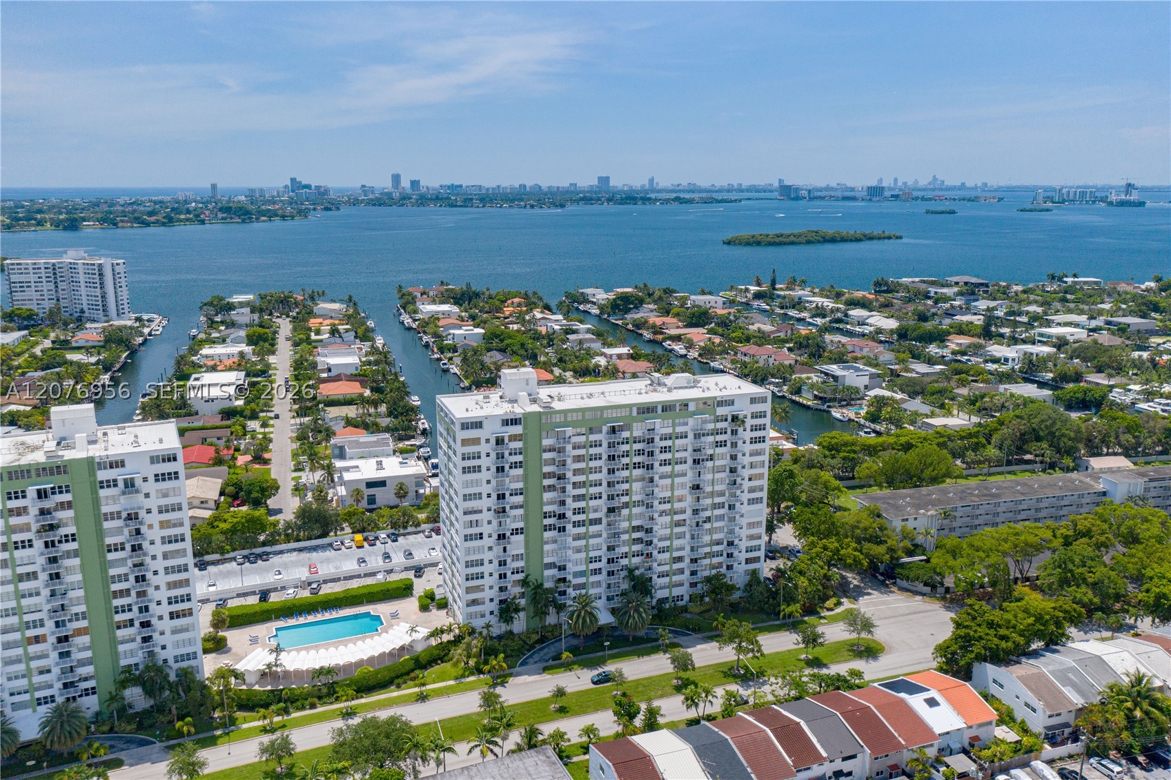 North Miami photo 4