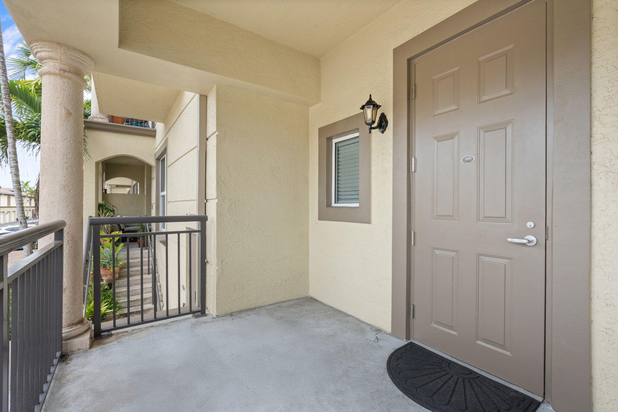 Wilton Manors photo 3