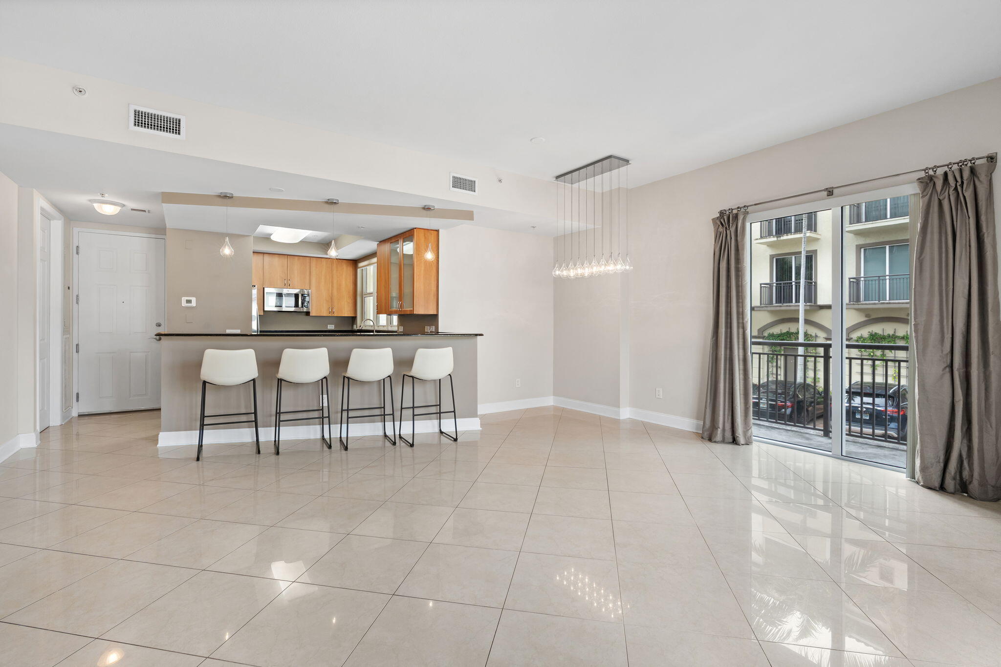 Wilton Manors photo 4