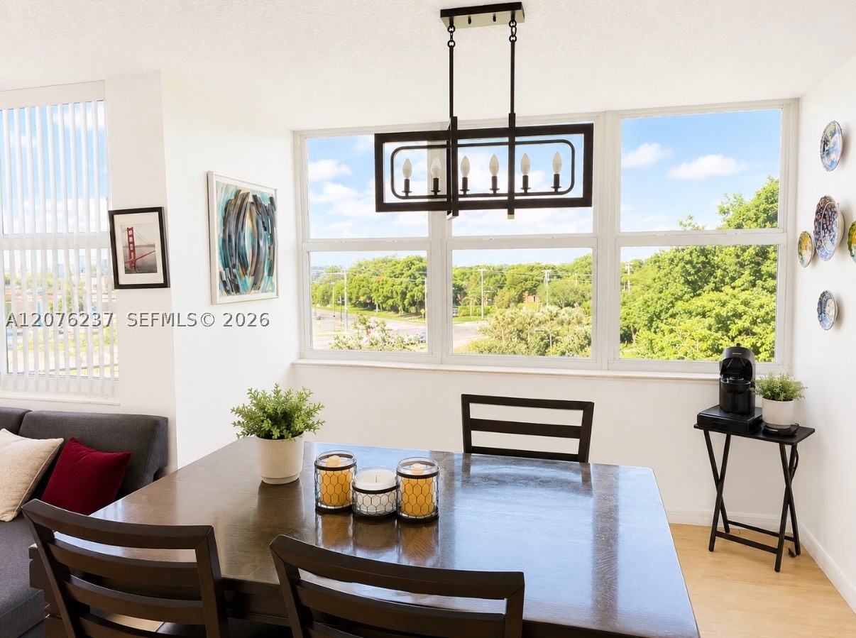 Pembroke Pines photo 1