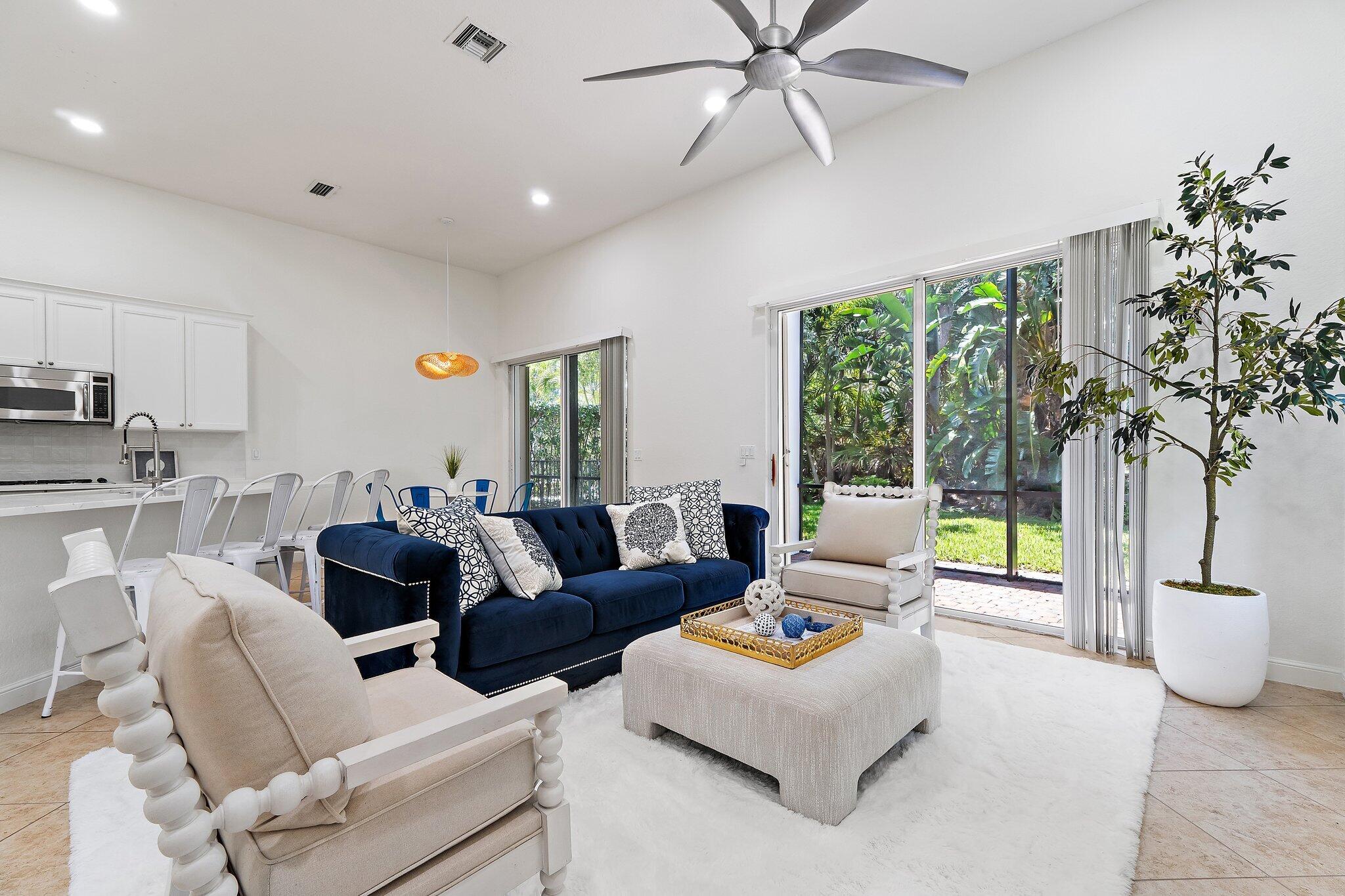 Palm Beach Gardens photo 1