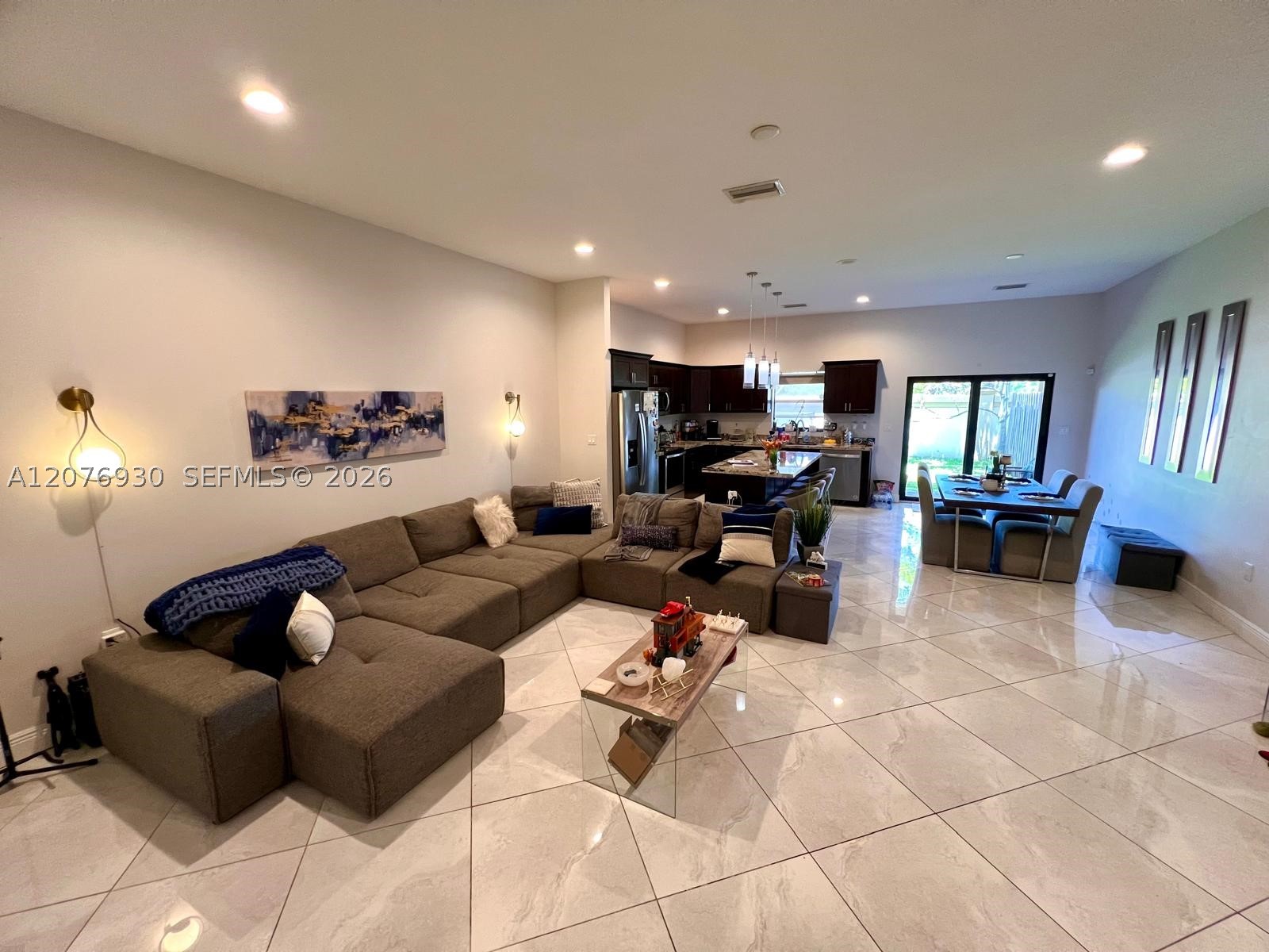 Pembroke Pines photo 3