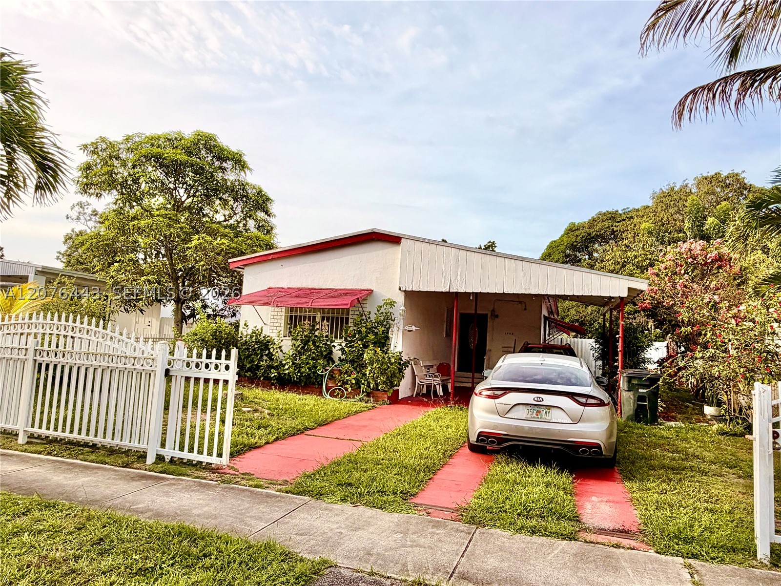 North Miami photo 2