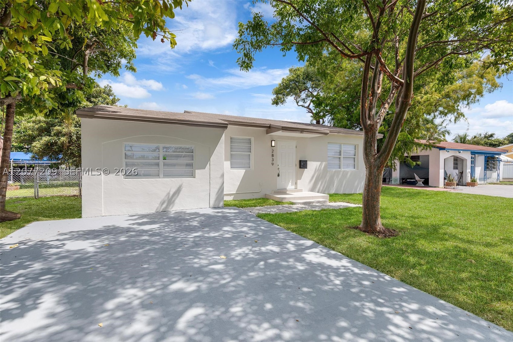 Hollywood photo 2