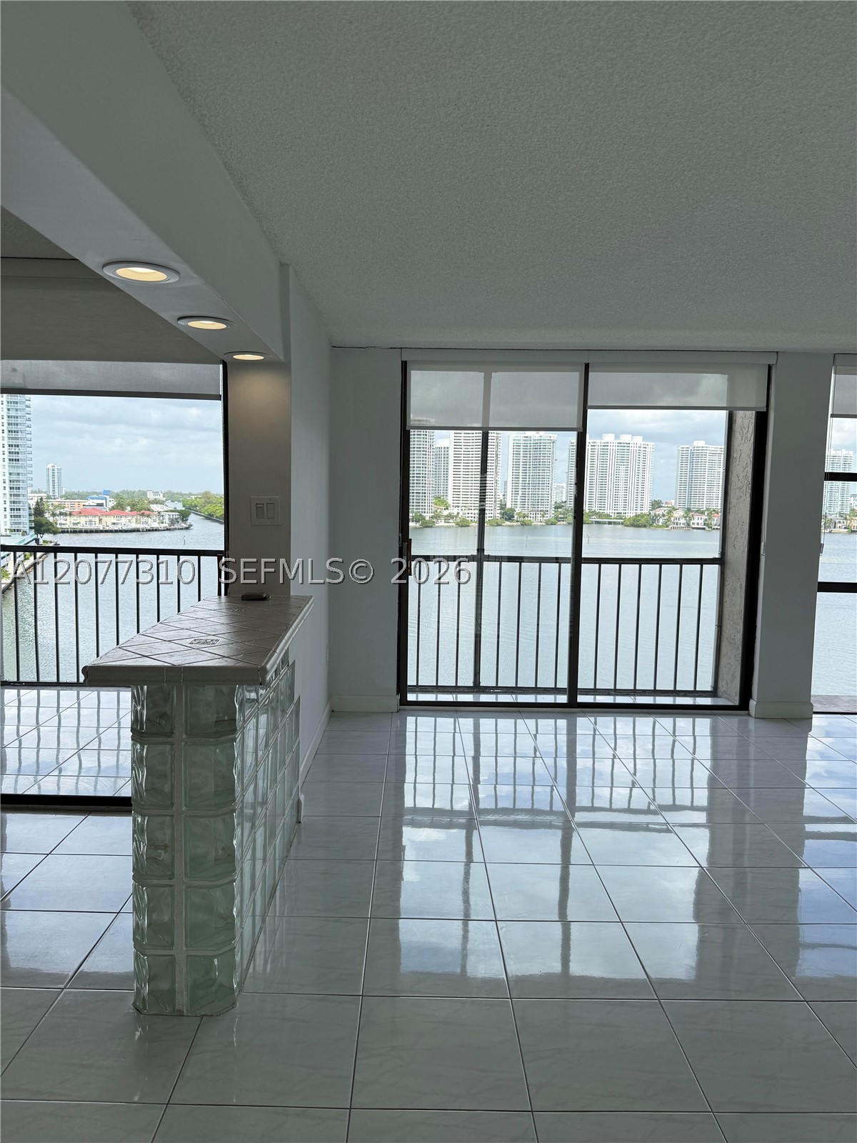 Sunny Isles Beach photo 3