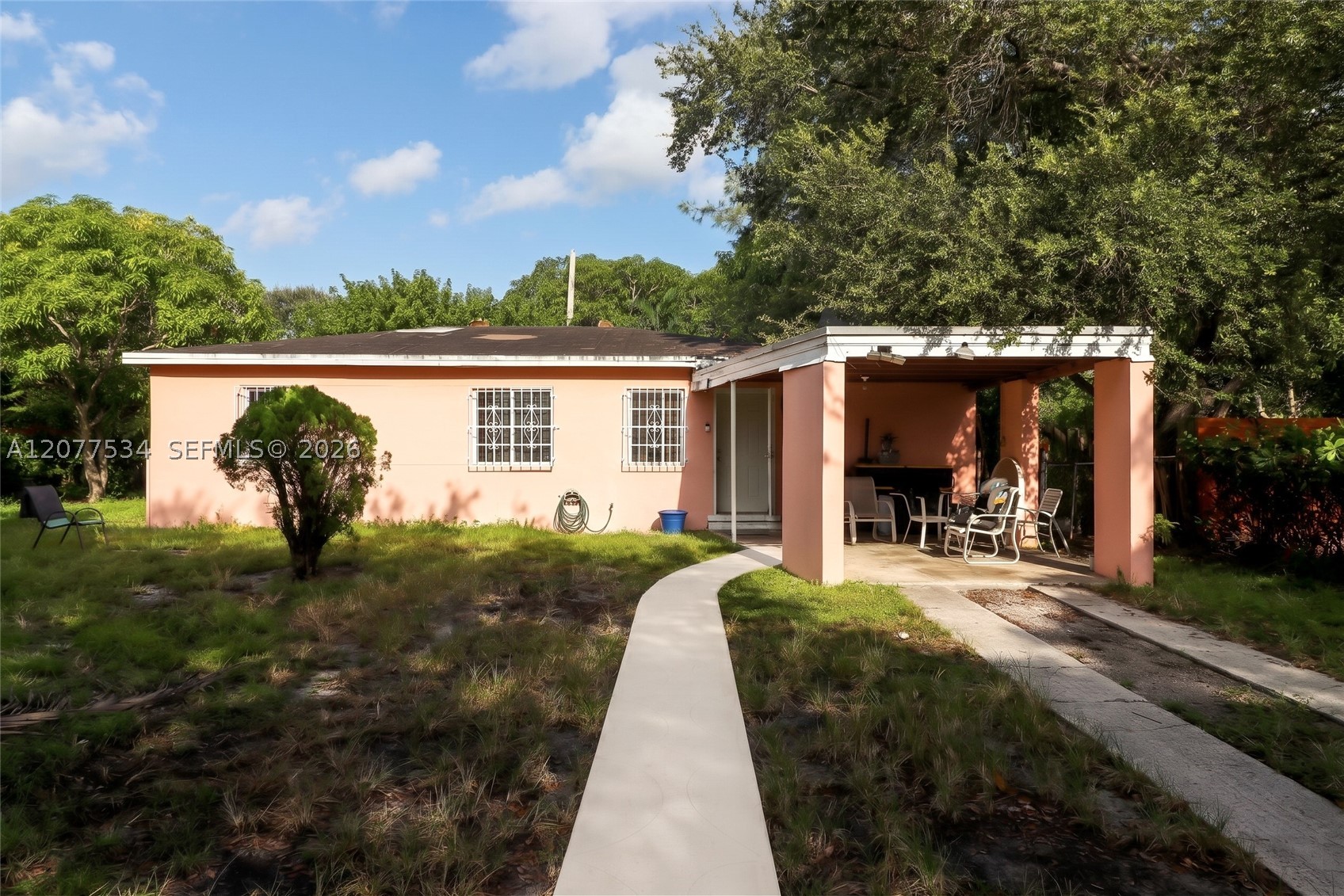 North Miami photo 2