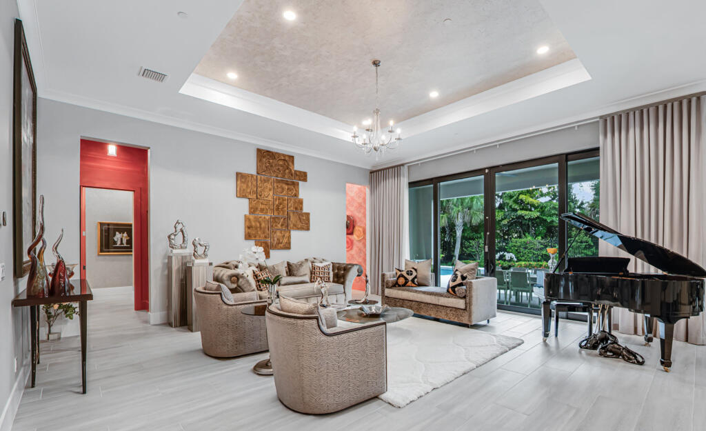 Palm Beach Gardens photo 3