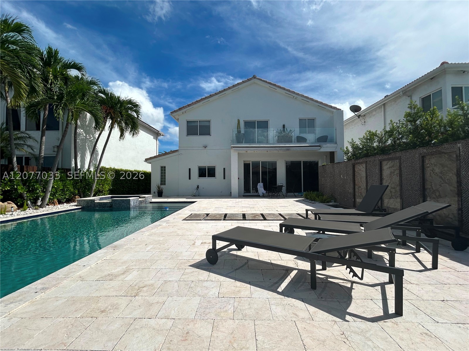Doral photo 2