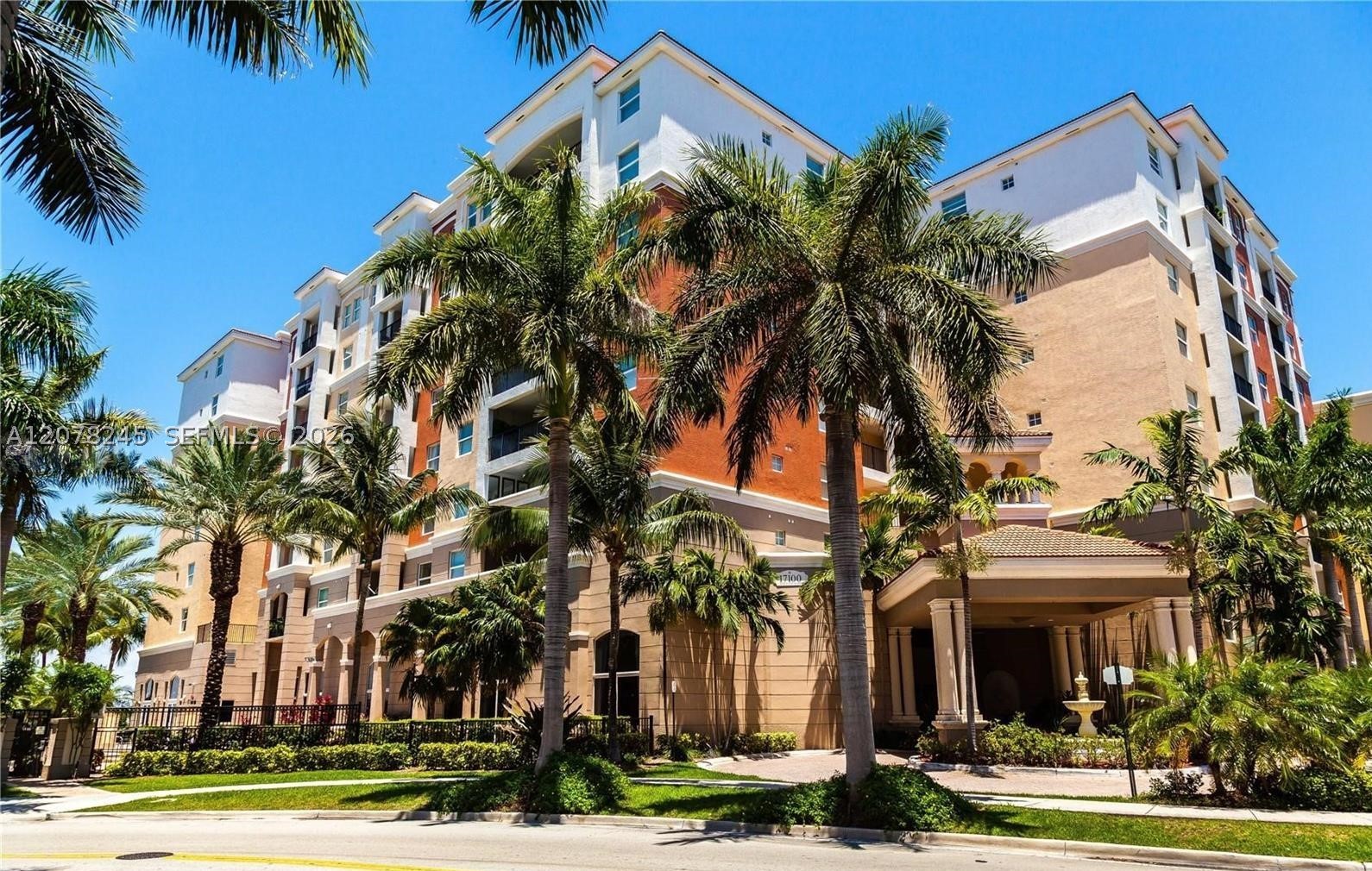 Sunny Isles Beach photo 2