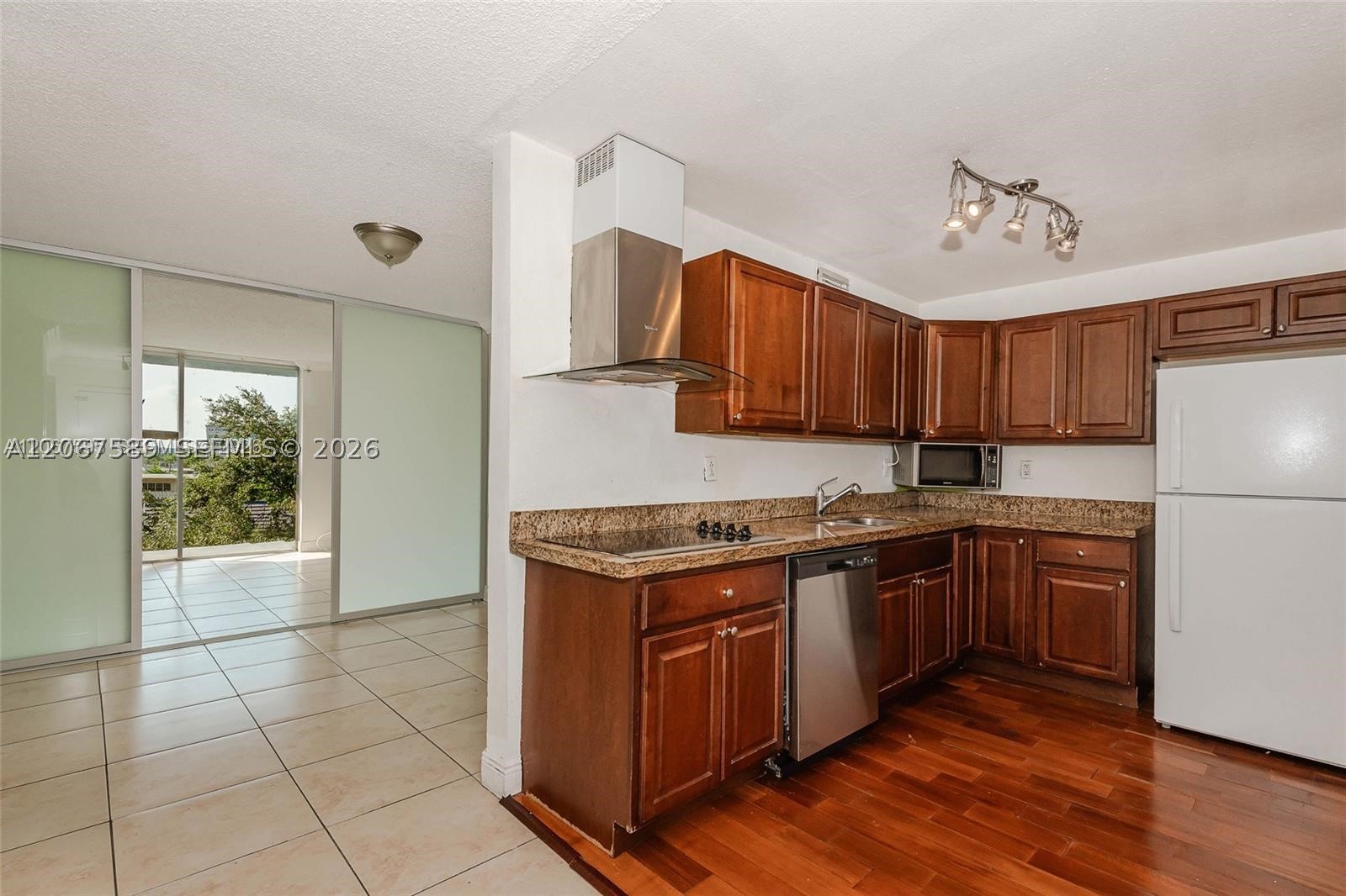 North Miami photo 2