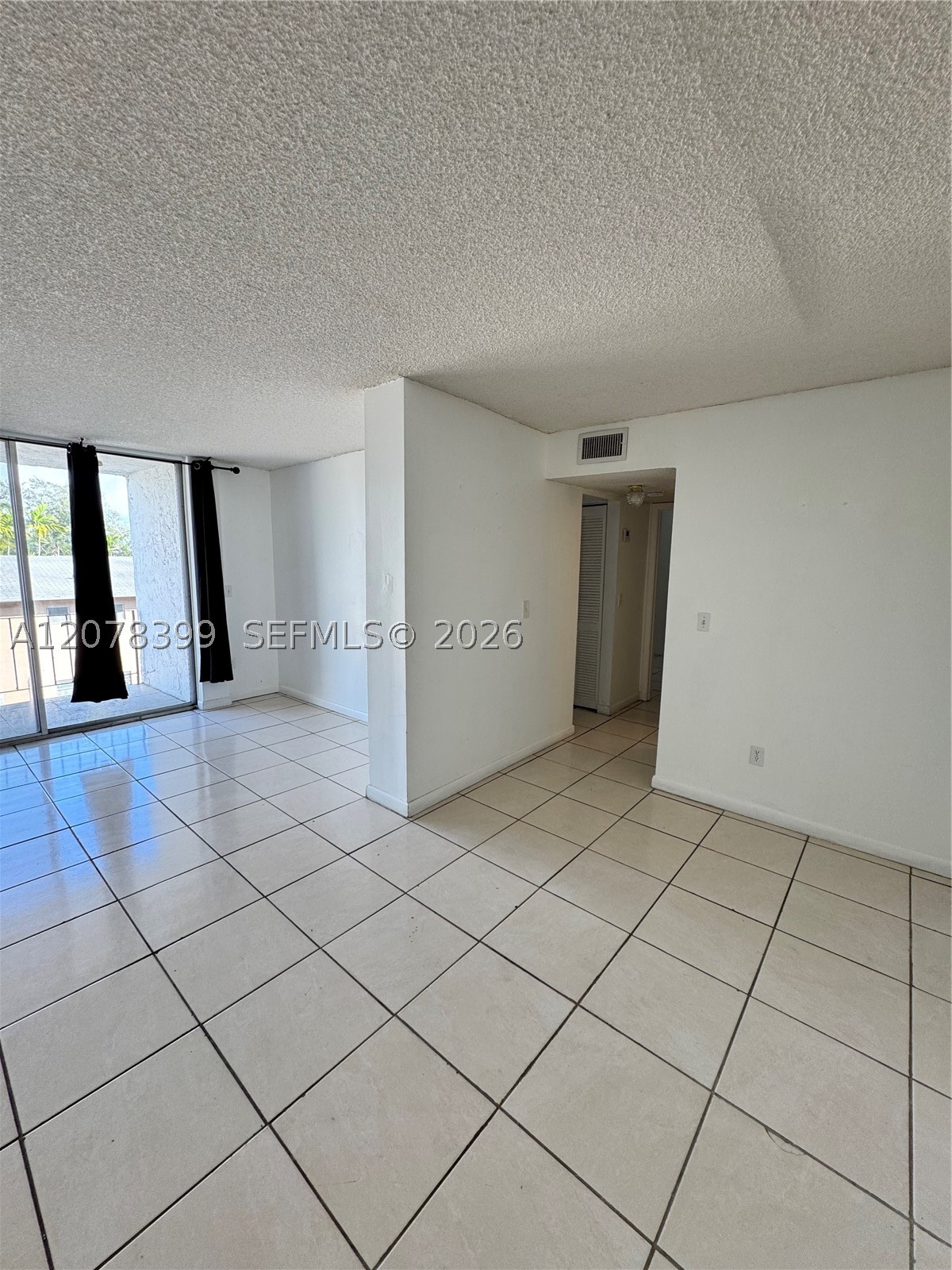 North Miami photo 2
