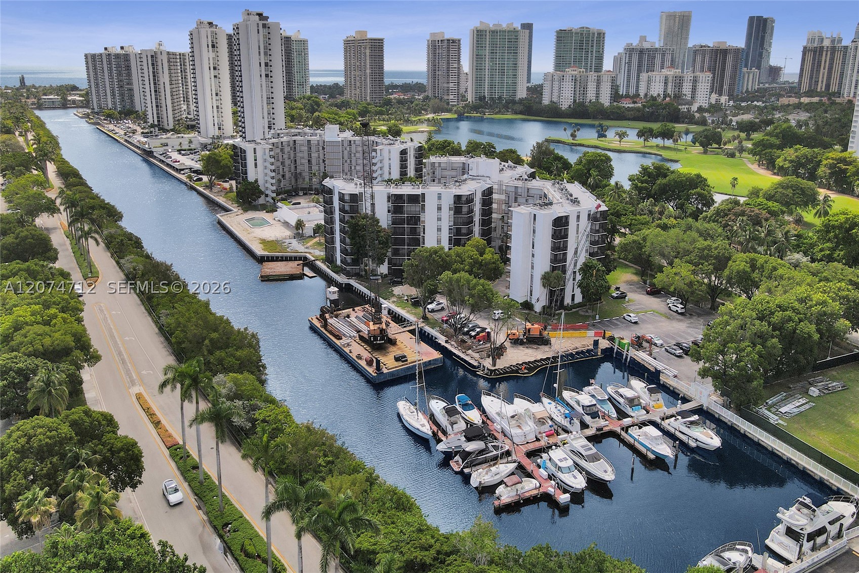 Aventura photo 4
