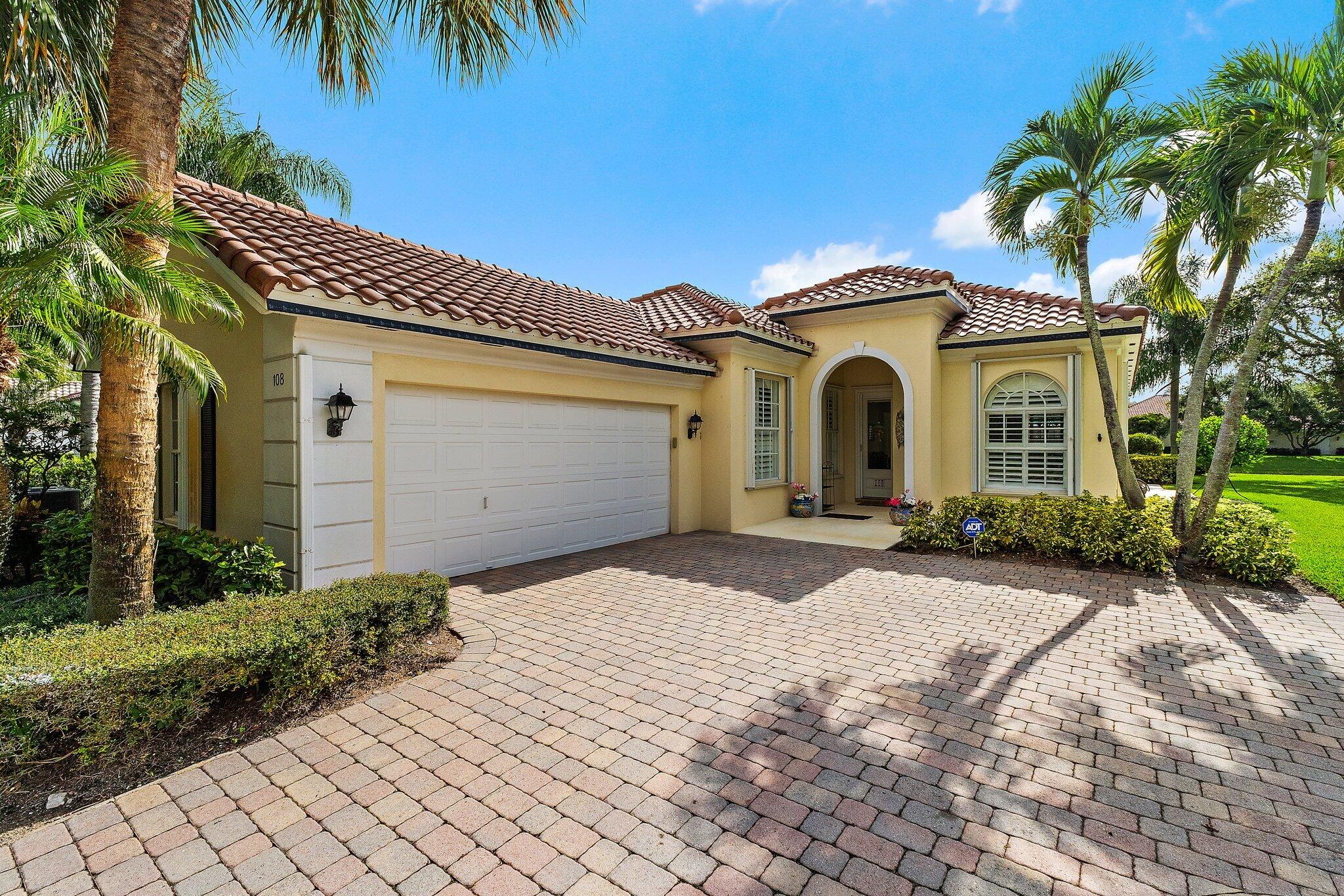 Palm Beach Gardens photo 2