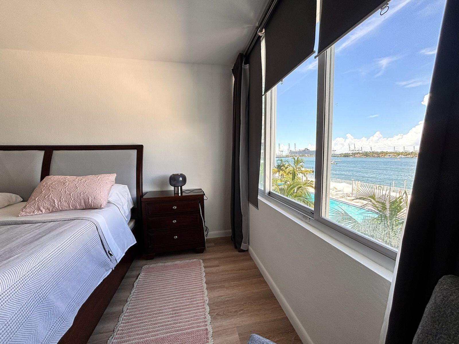 Miami Beach photo 4
