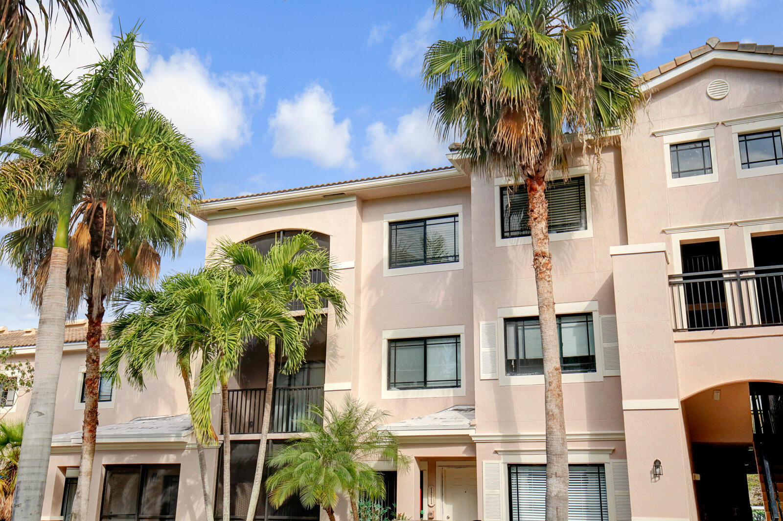 Palm Beach Gardens photo 1