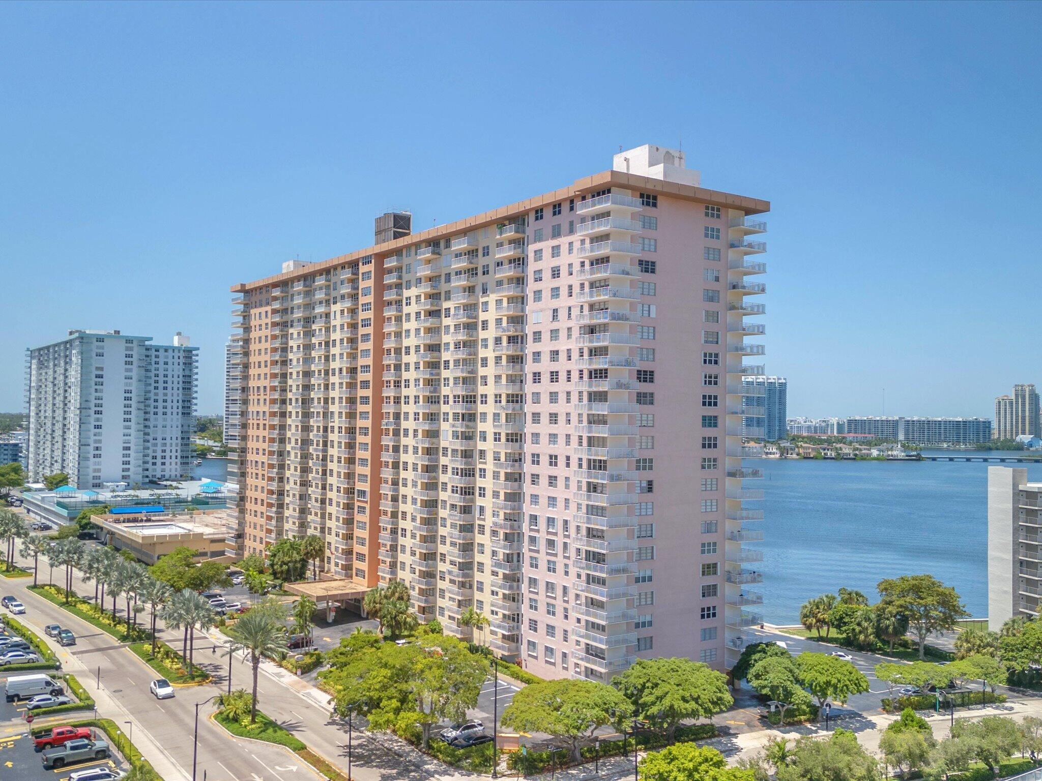 Sunny Isles Beach photo 1