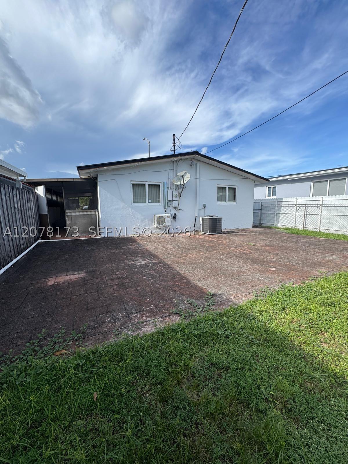 Hialeah photo 3