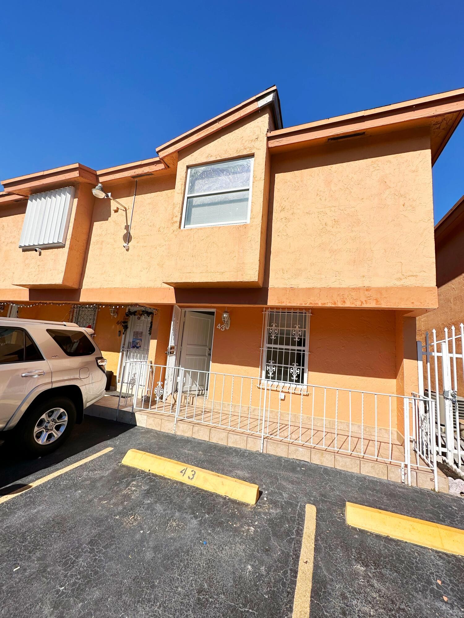 Hialeah photo 1
