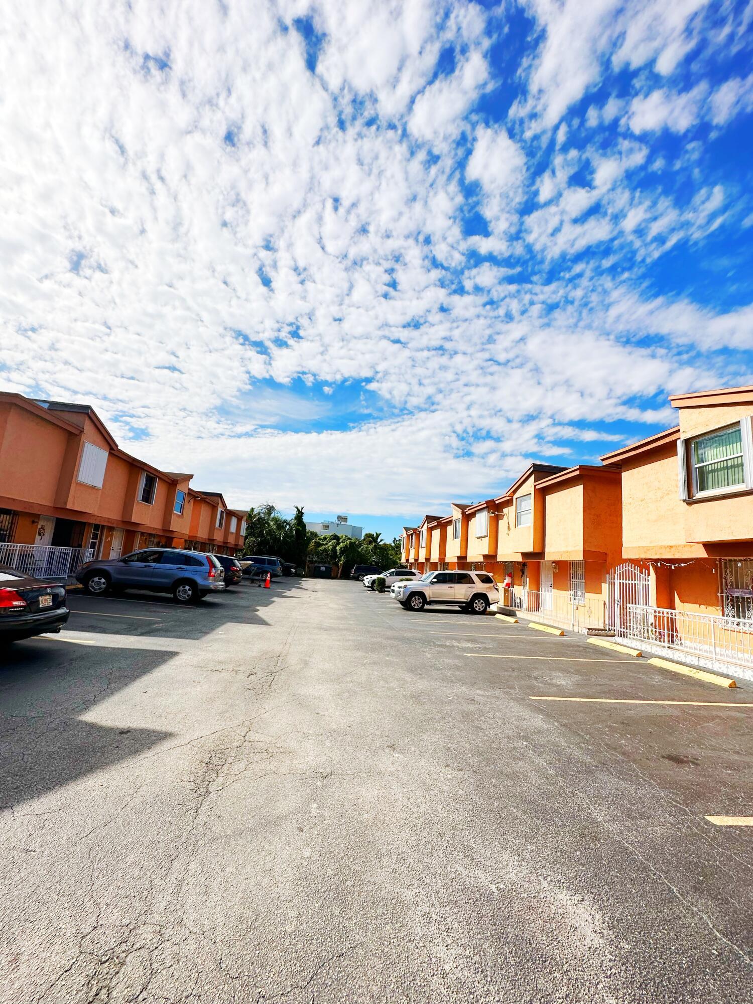 Hialeah photo 5