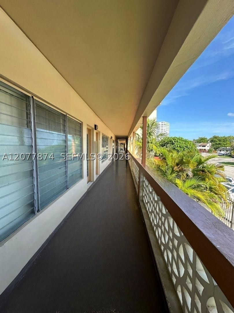 North Miami photo 4
