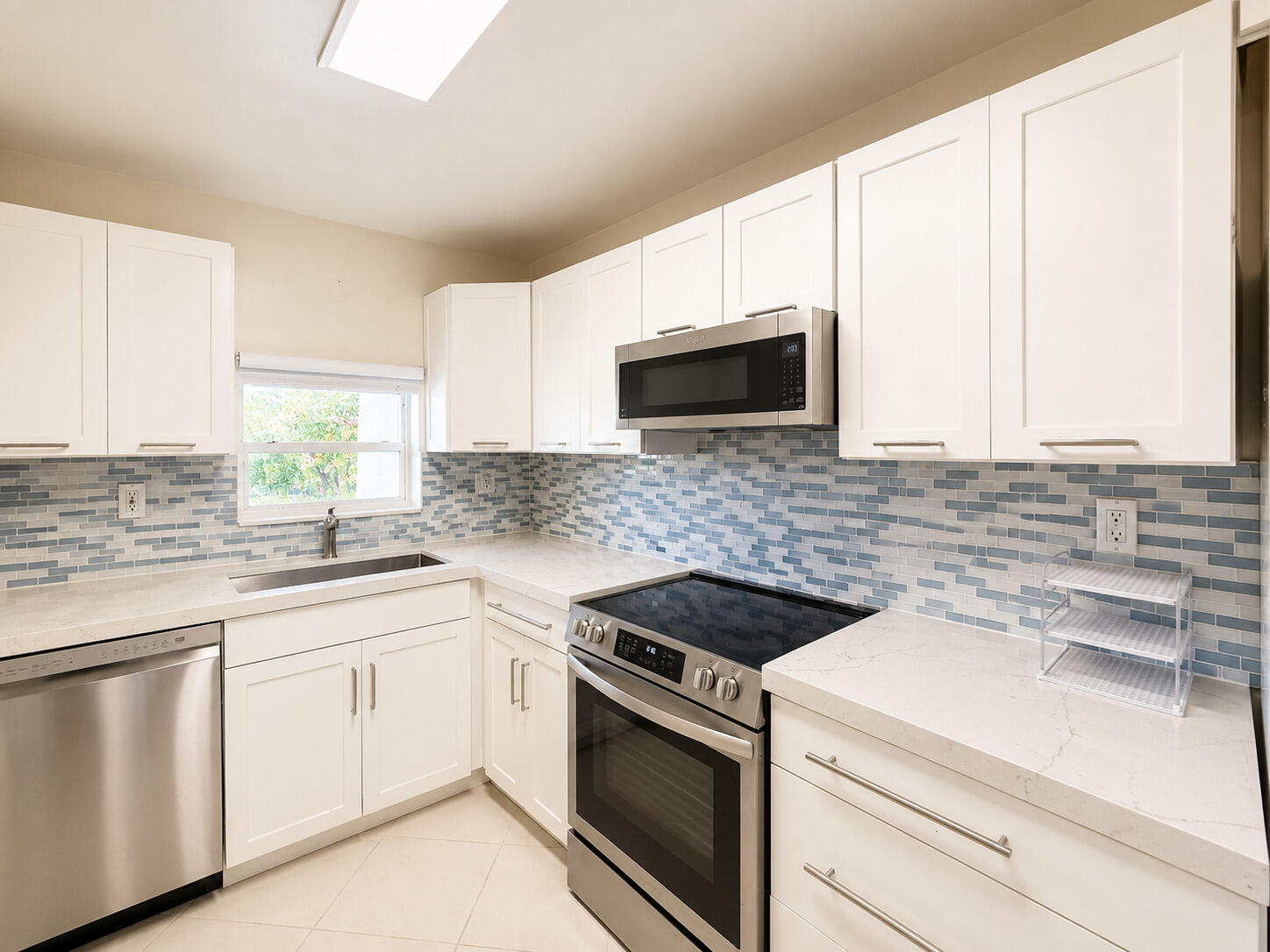 Pembroke Pines photo 3