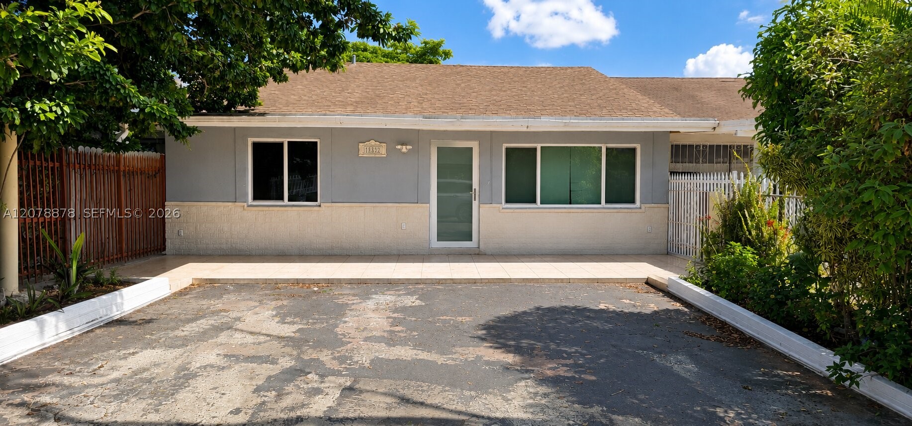 Miami Gardens photo 1
