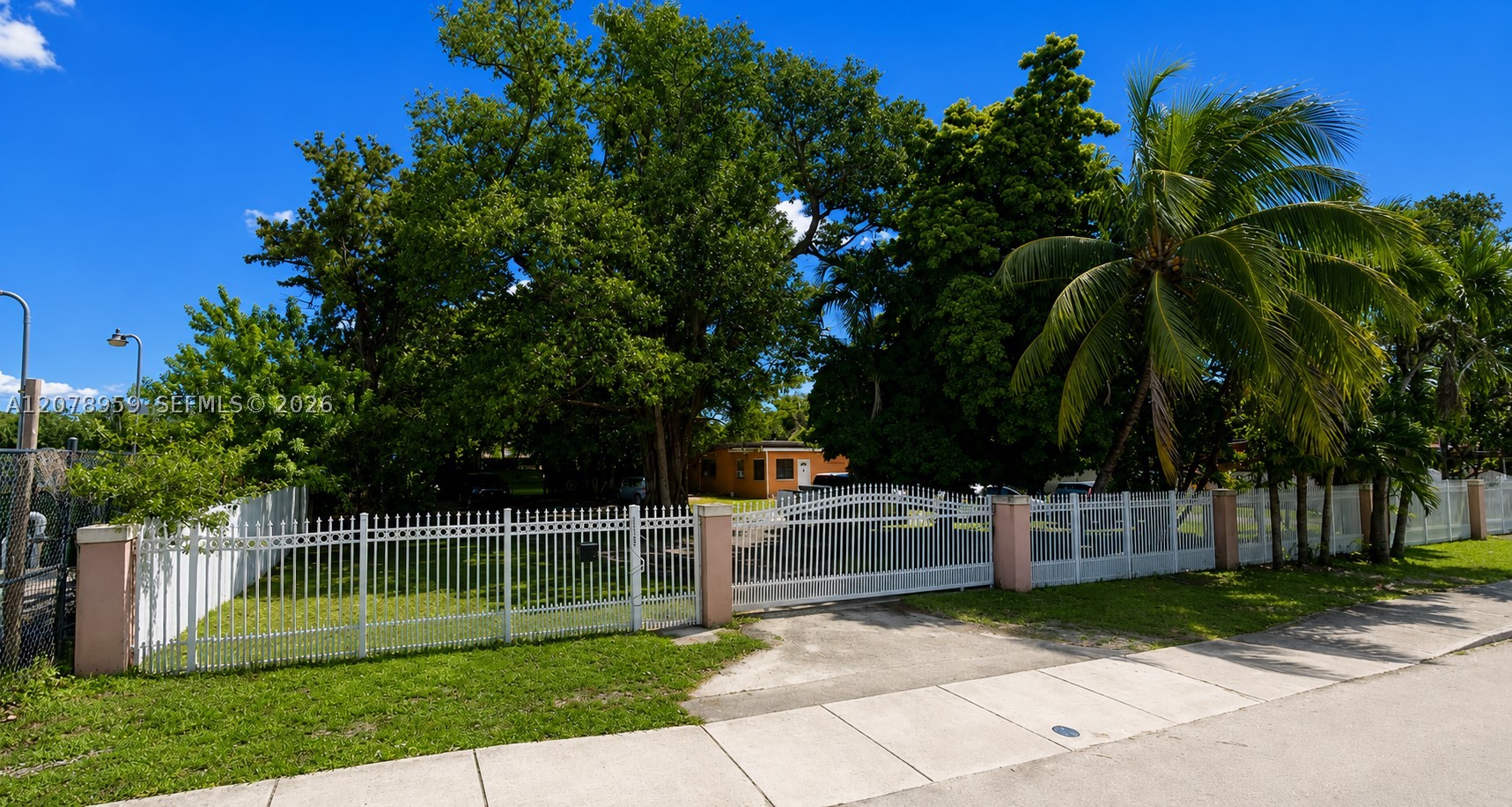 Opa Locka photo 3