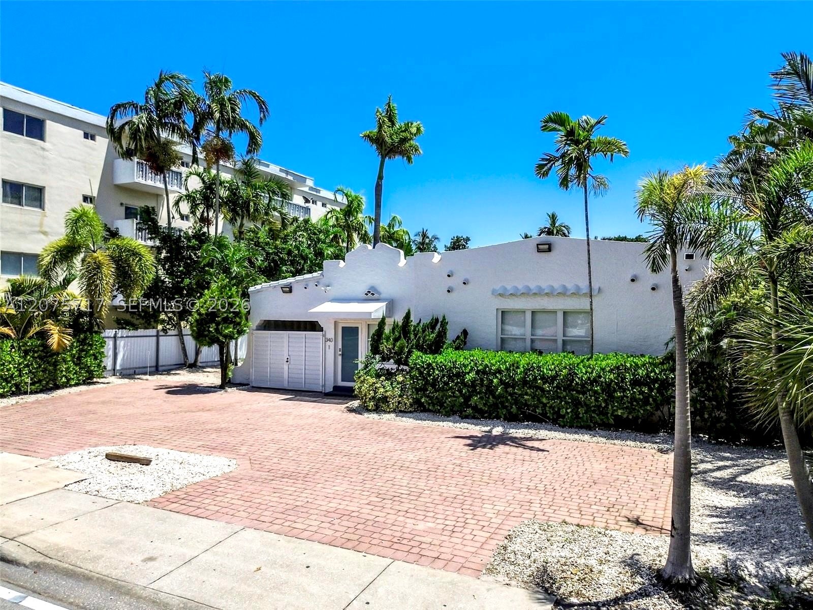 North Miami photo 3