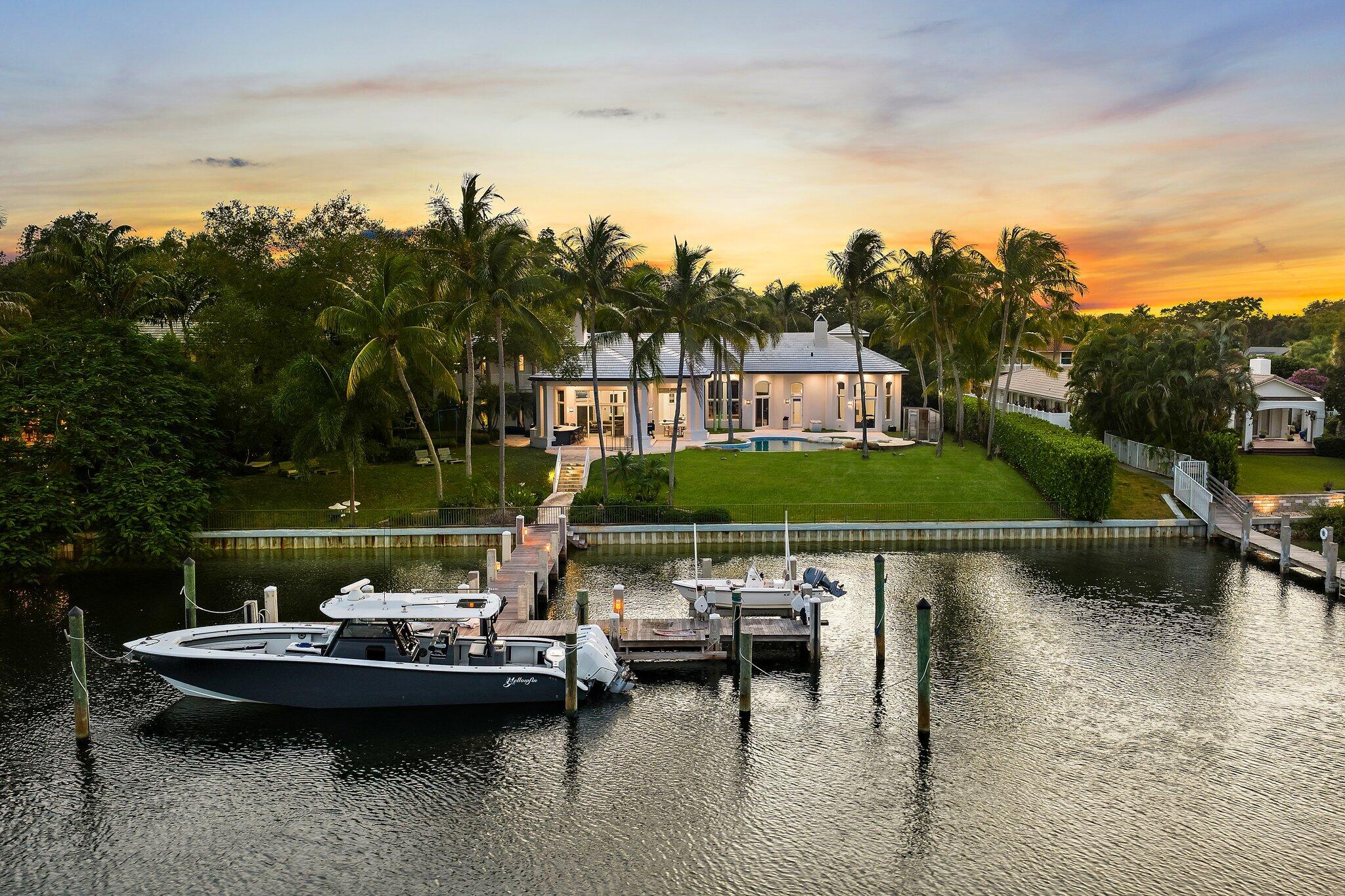 Palm Beach Gardens photo 2