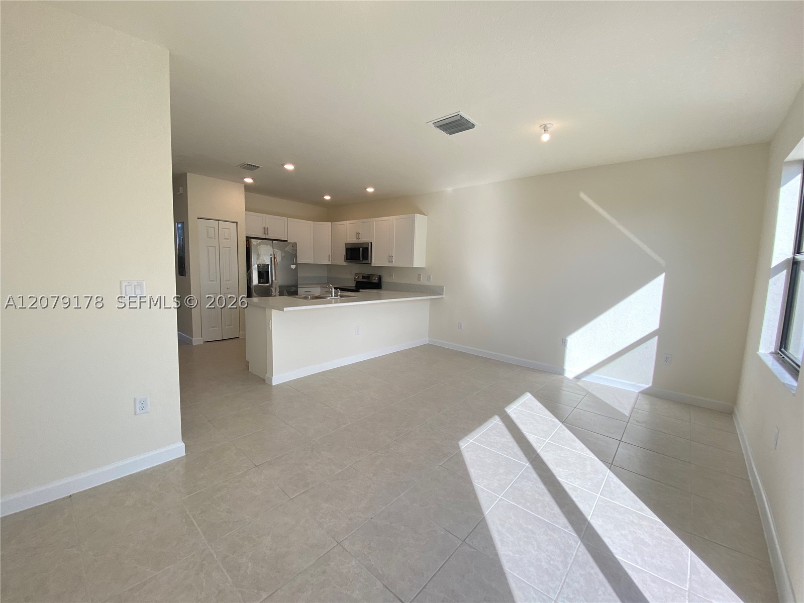 Hialeah photo 2