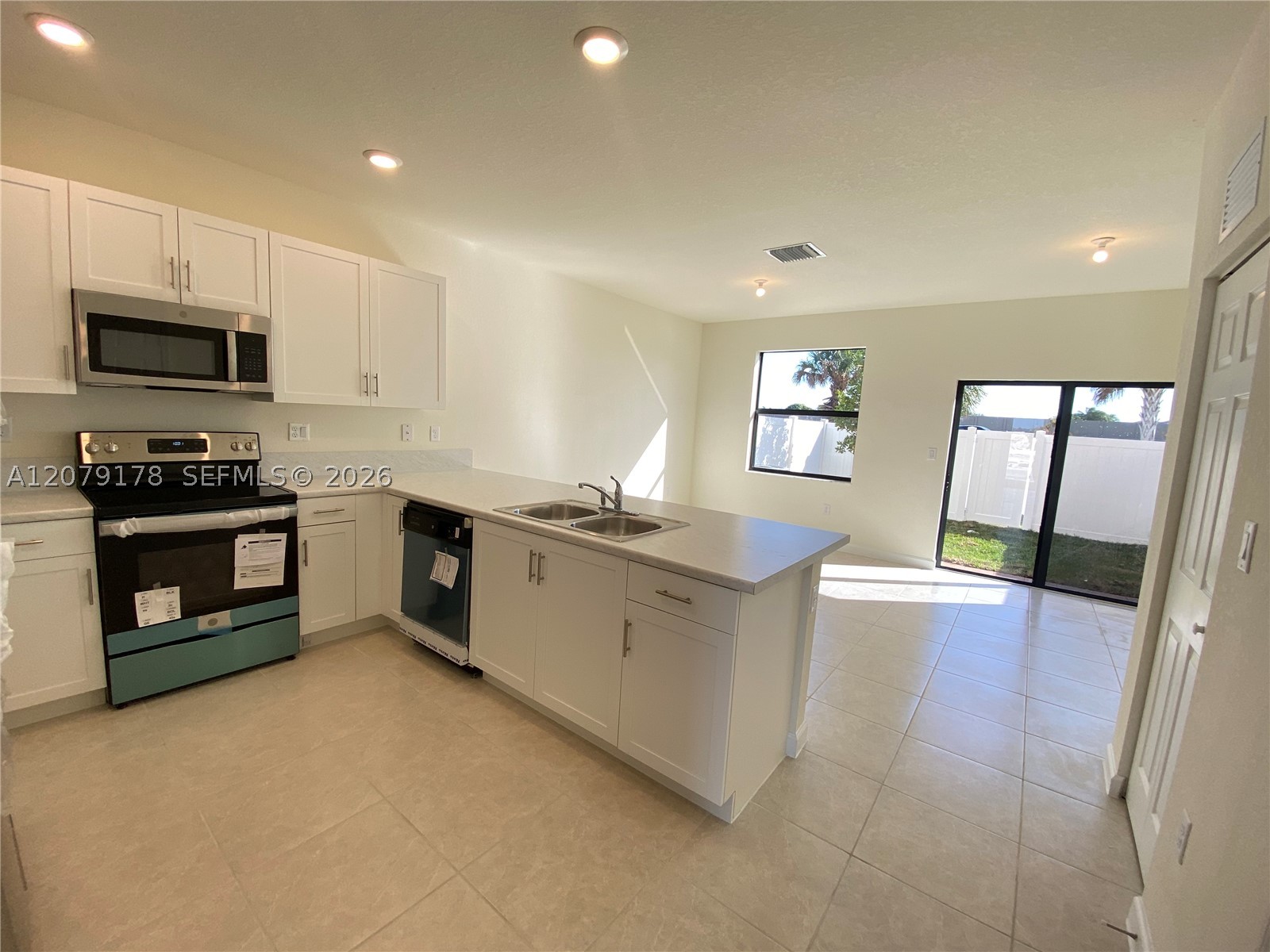 Hialeah photo 4