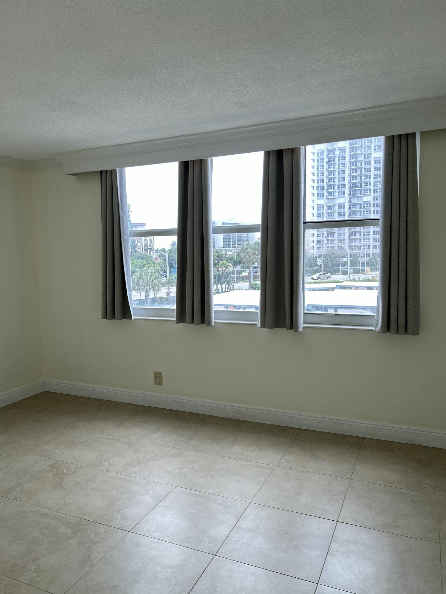 Pompano Beach photo 4