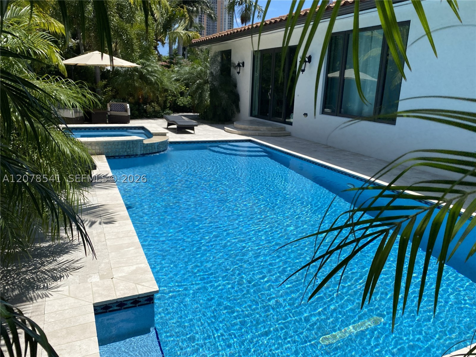 Sunny Isles Beach photo 4