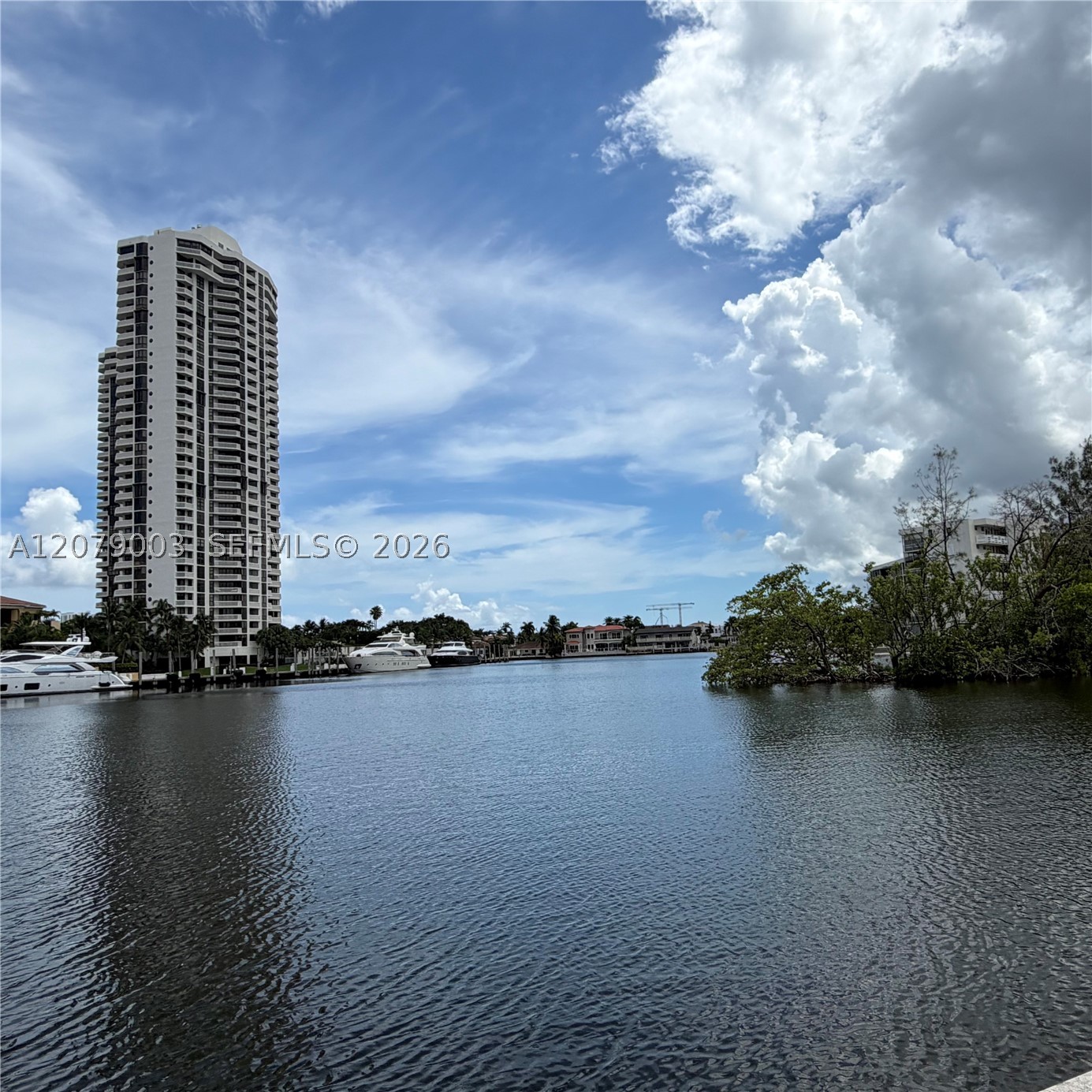 Aventura photo 5