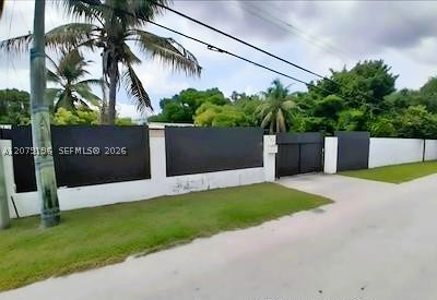 Miami photo 1