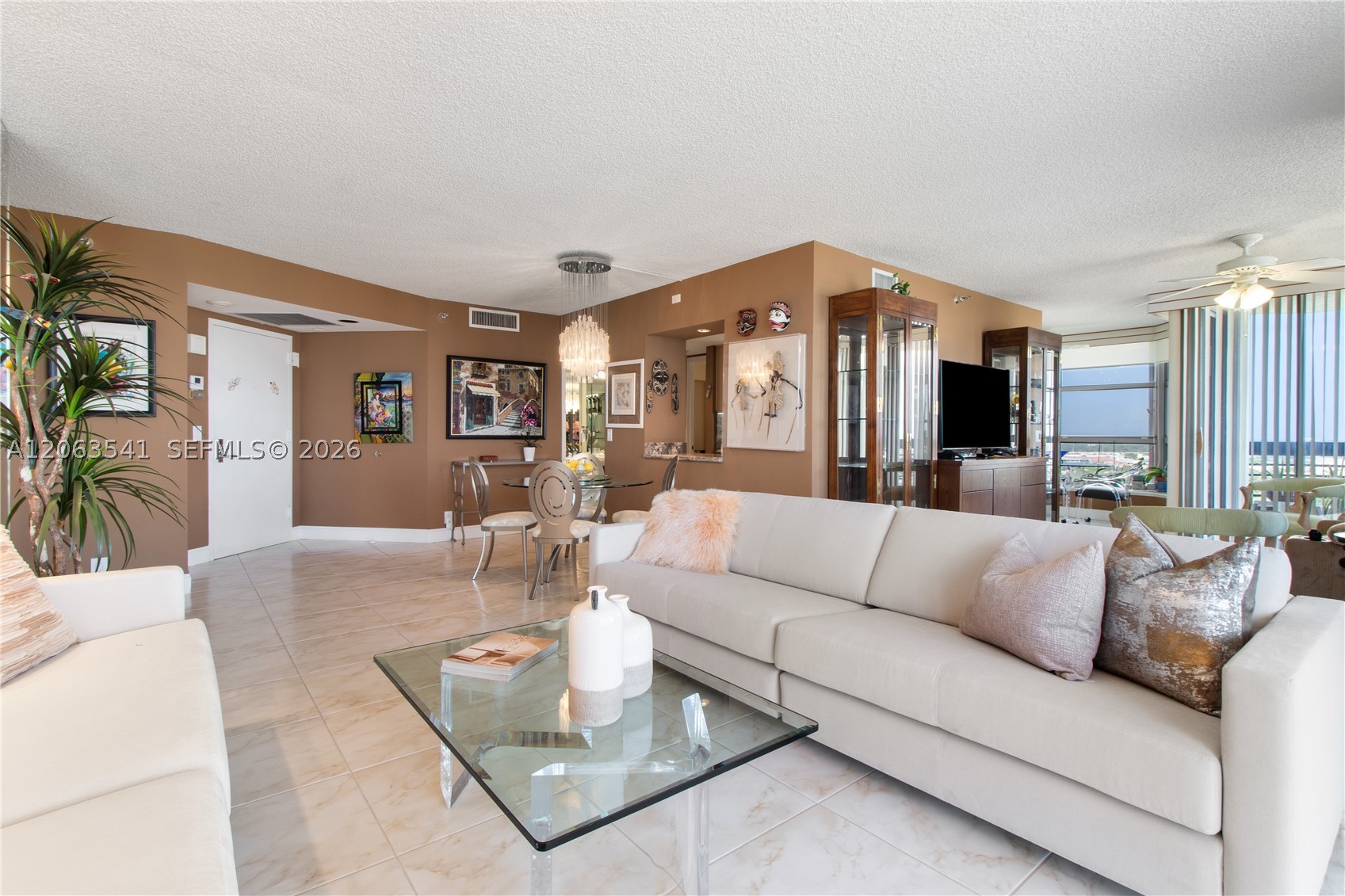 Aventura photo 5