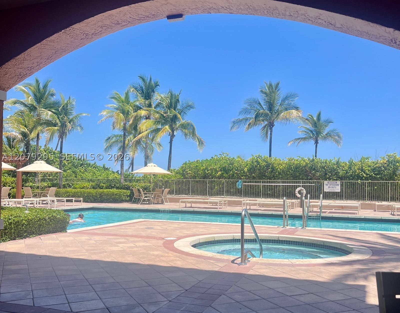 Hallandale Beach photo 2