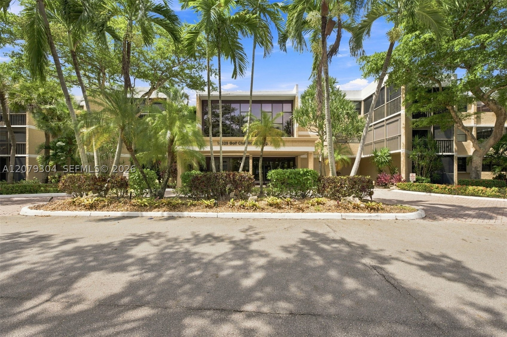 Weston photo 3
