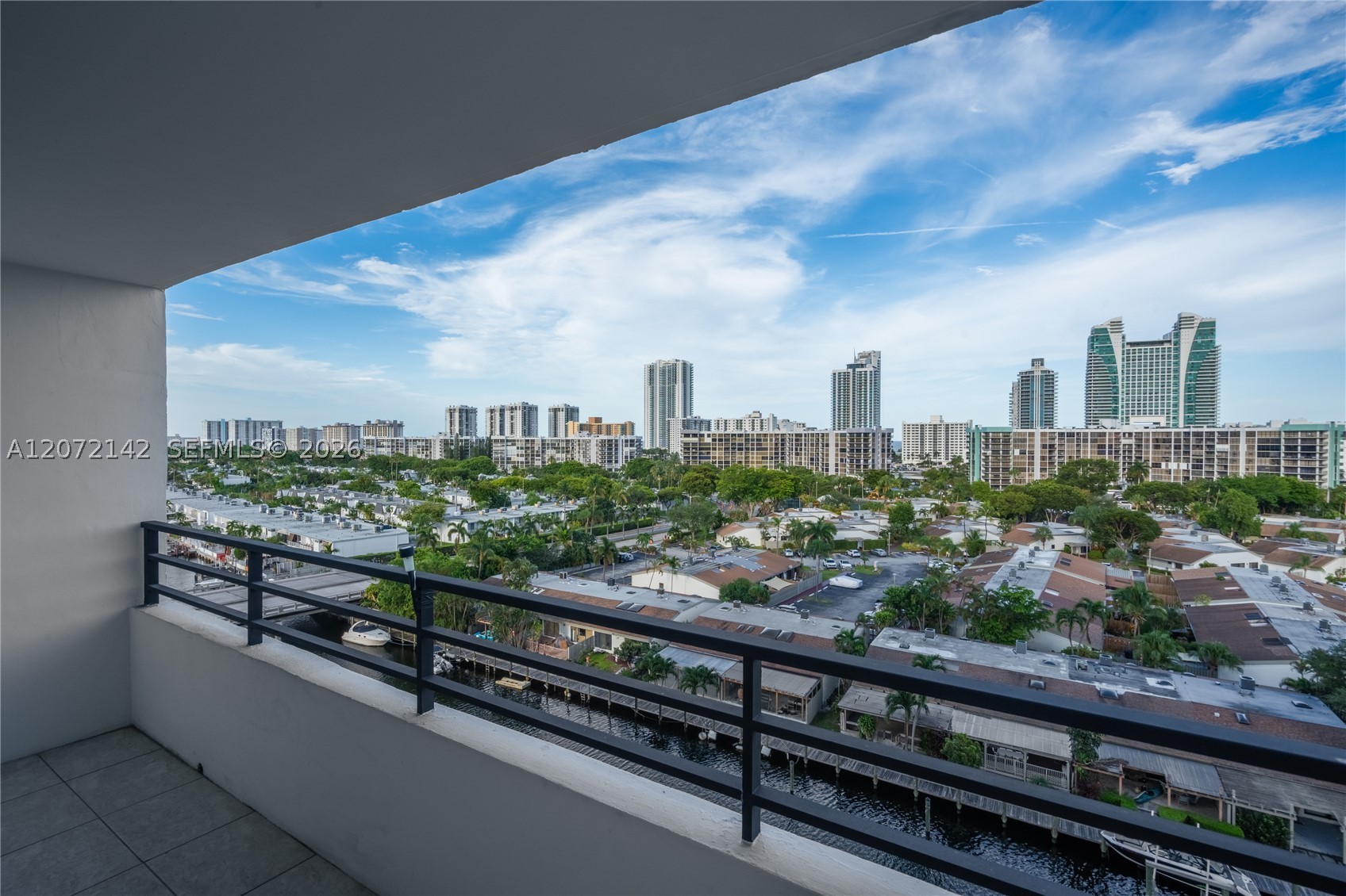 Hallandale Beach photo 2