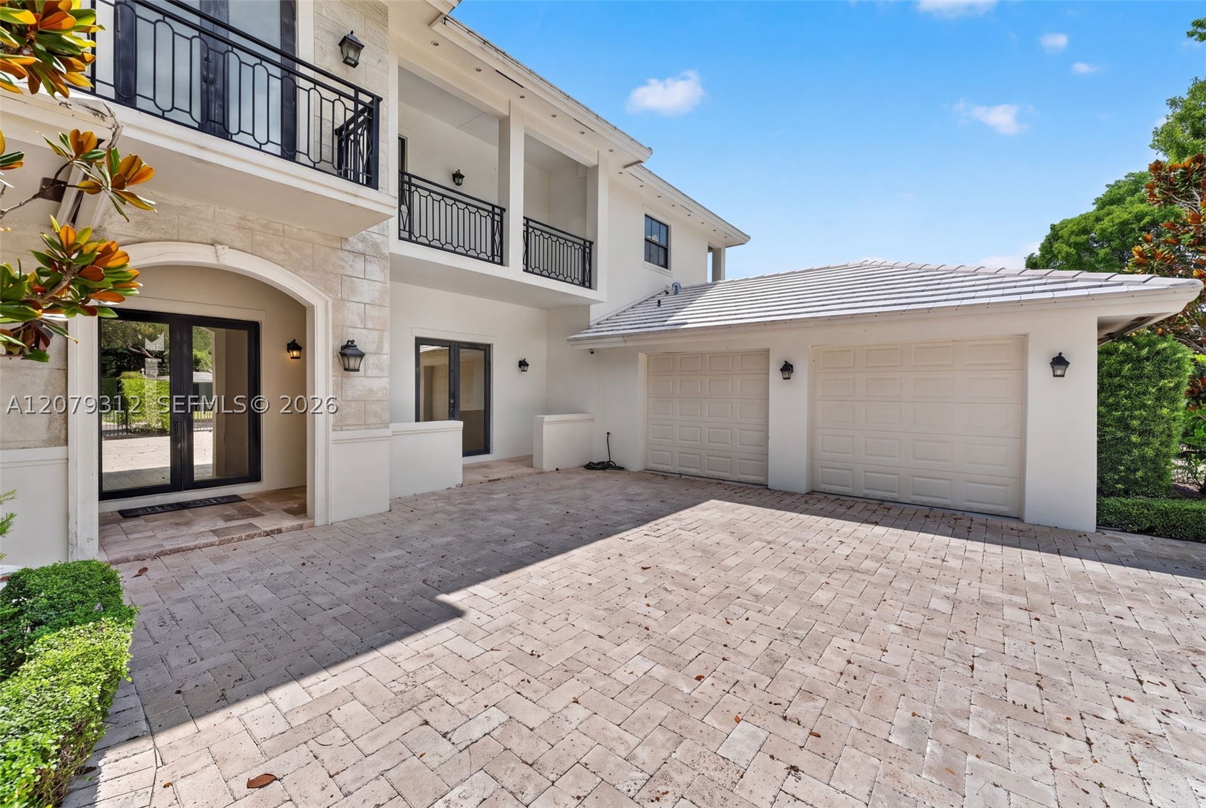 South Miami photo 3