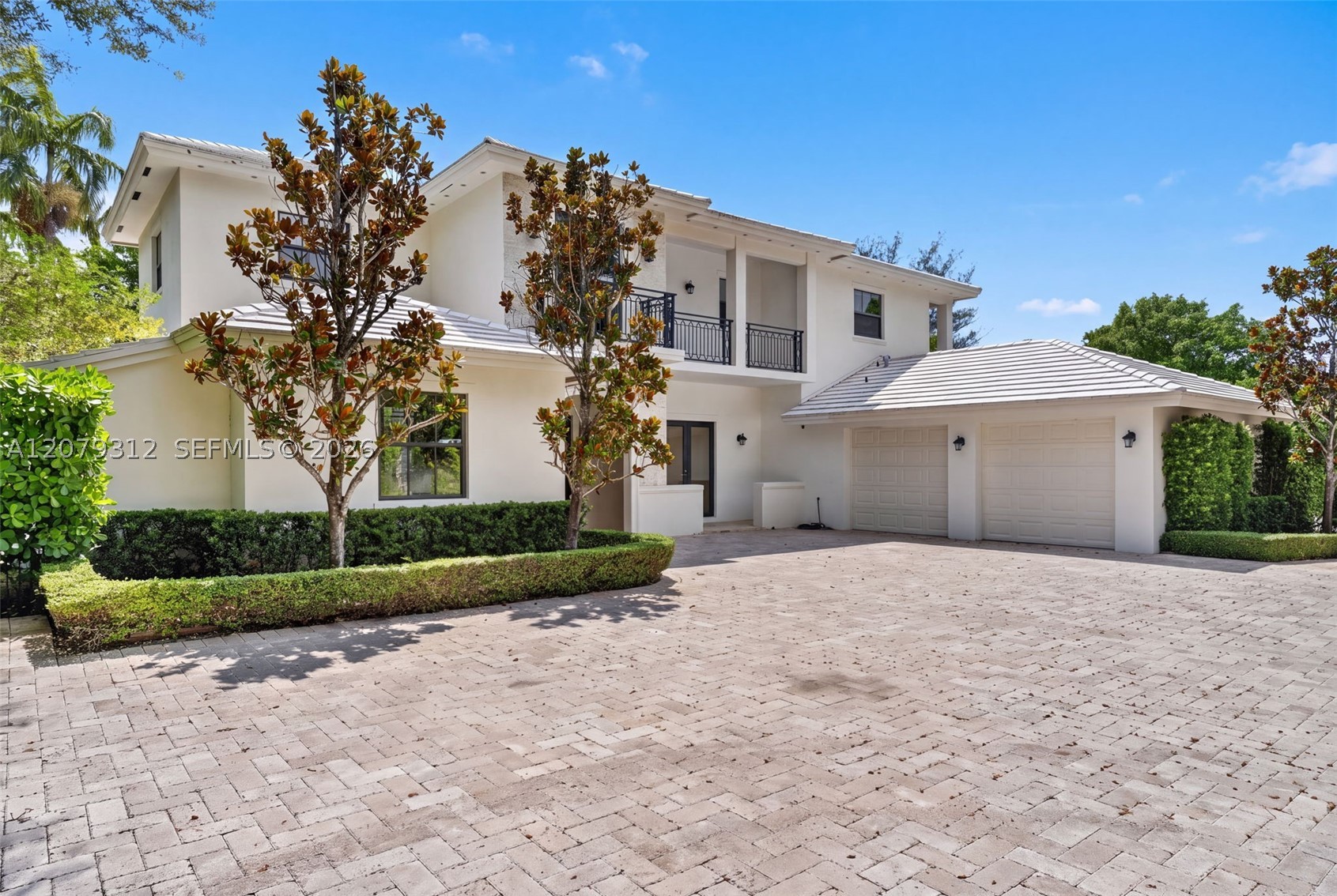 South Miami photo 4